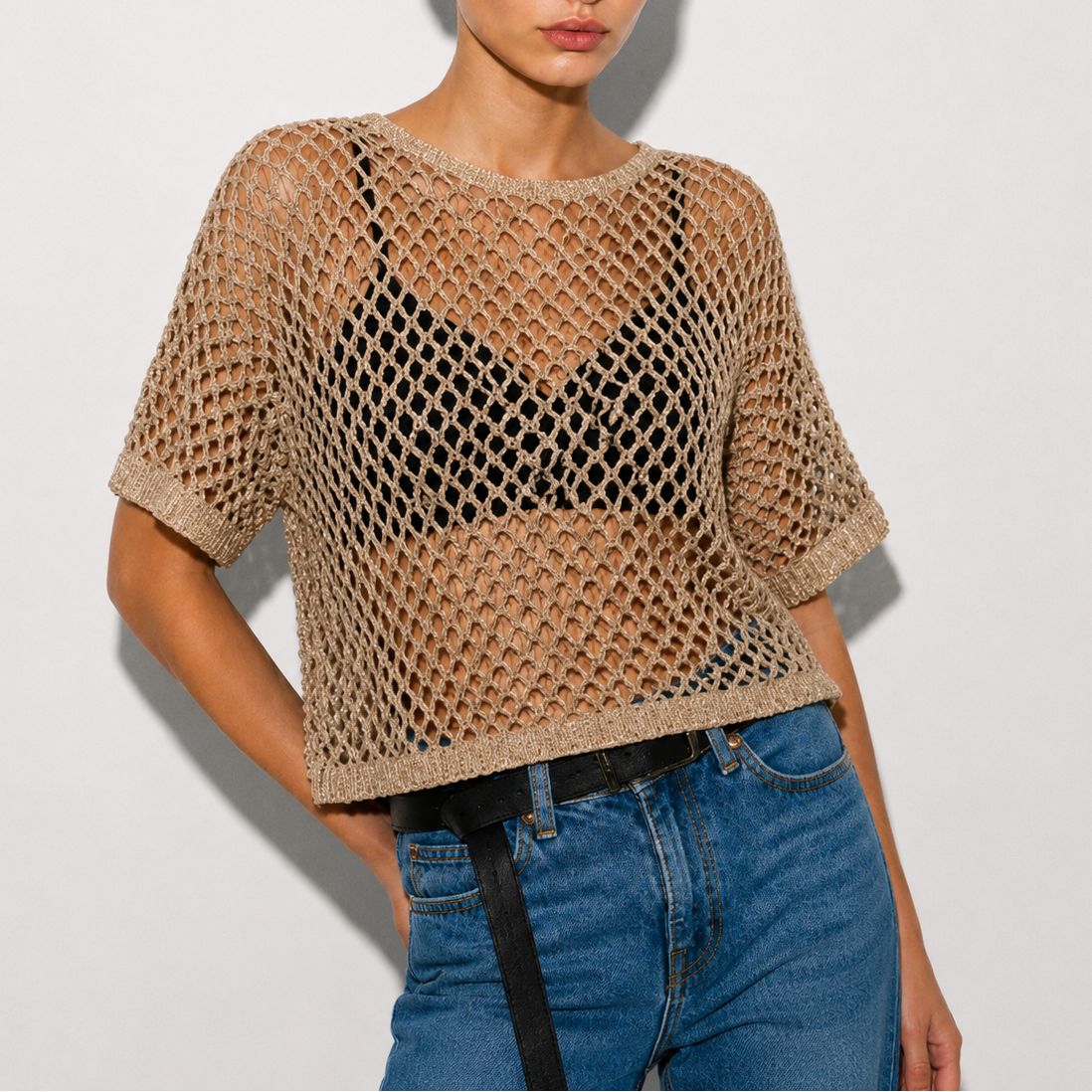 Pull en filet pailleté