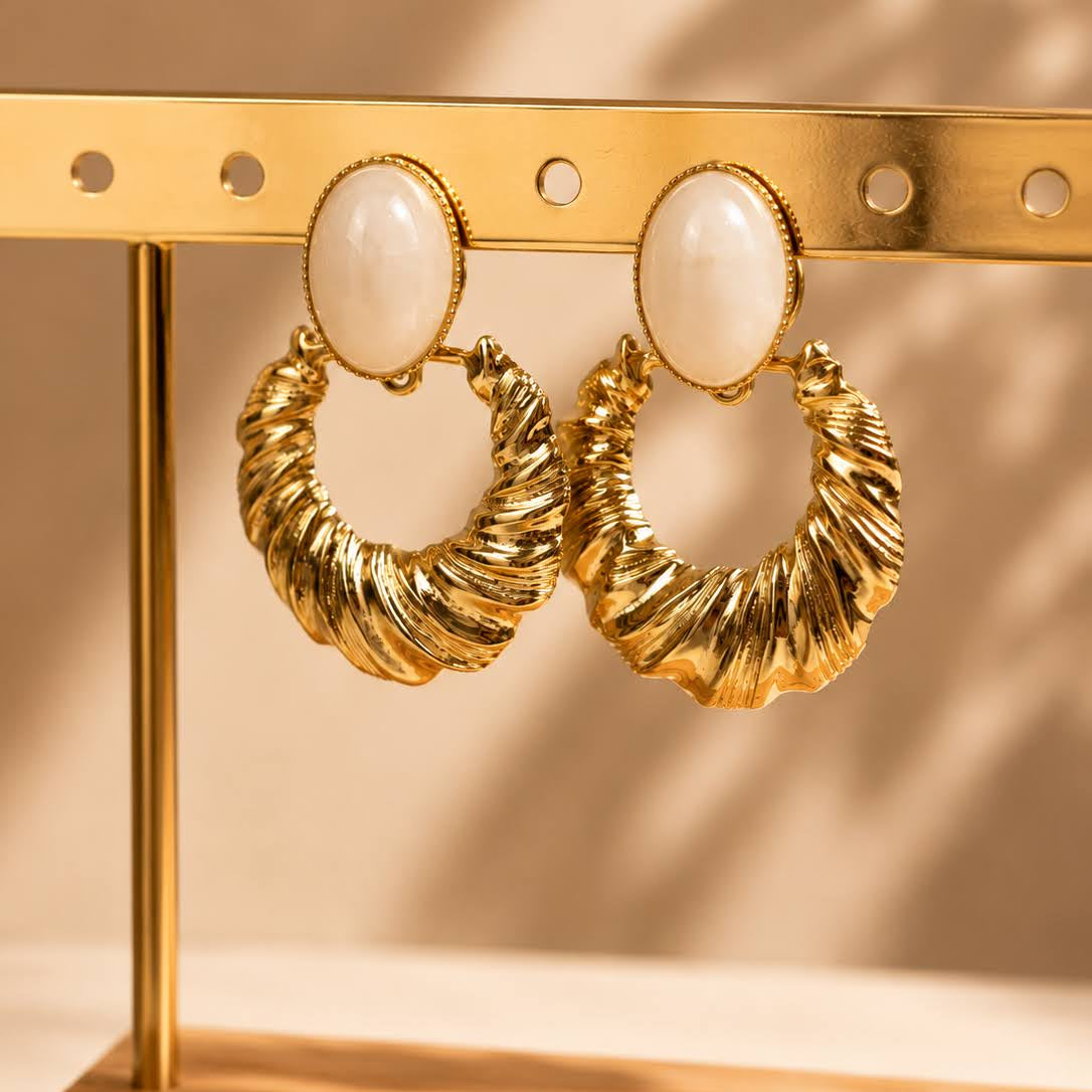 Boucles d'oreilles dorée nacrée